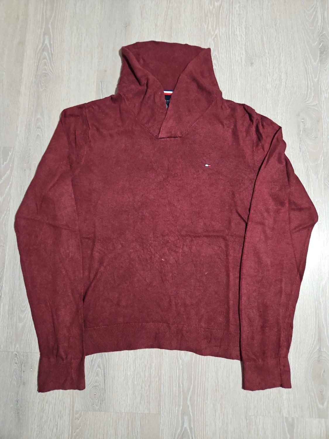 đź›’Pull Tommy Hilfiger Taille M Bordeauxđź›’