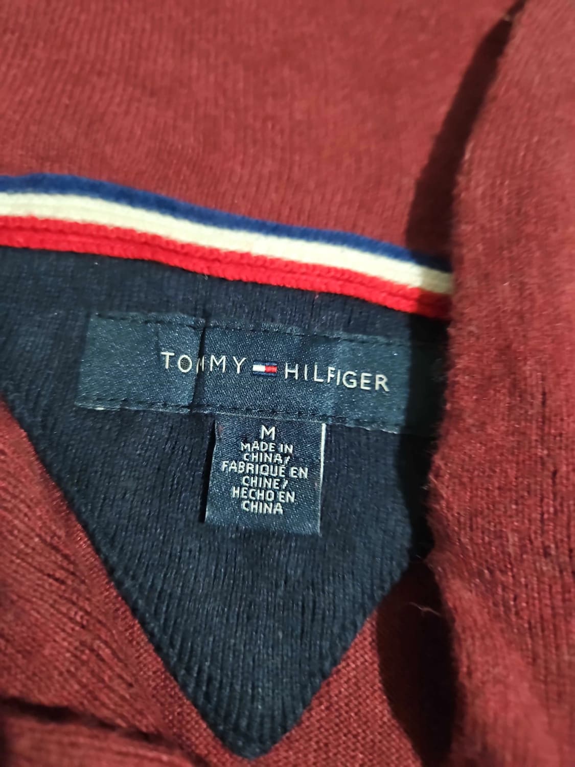 đź›’Pull Tommy Hilfiger Taille M Bordeauxđź›’