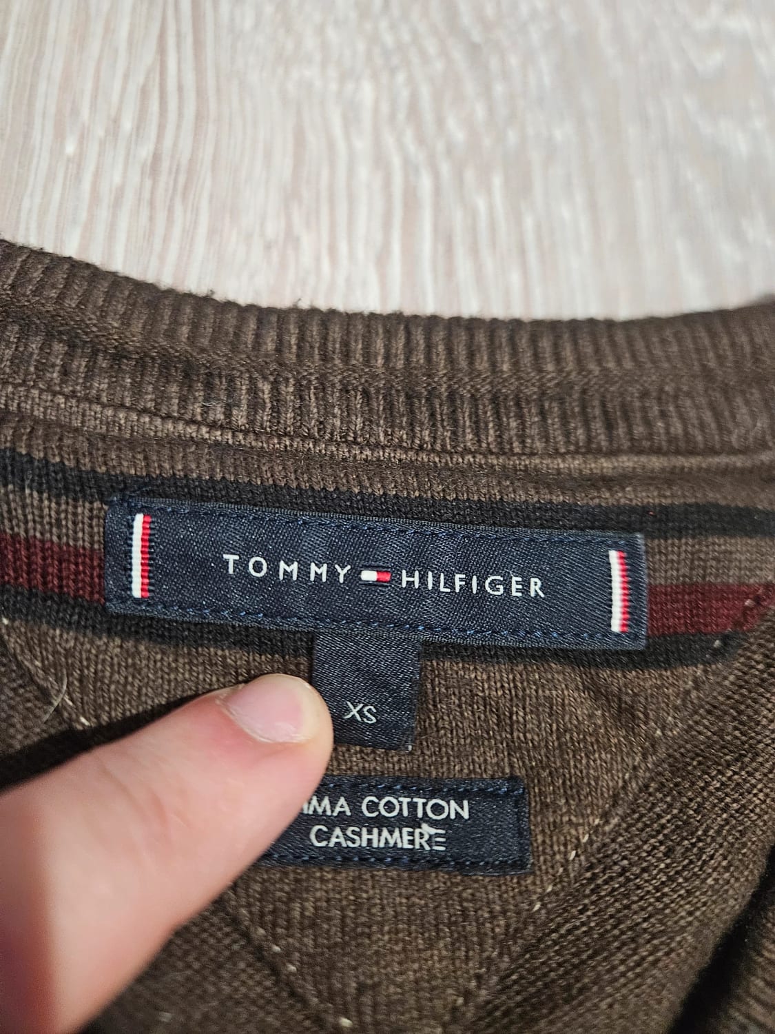 đź›’Pull Tommy Hilfiger XS Marron Col Vđź›’