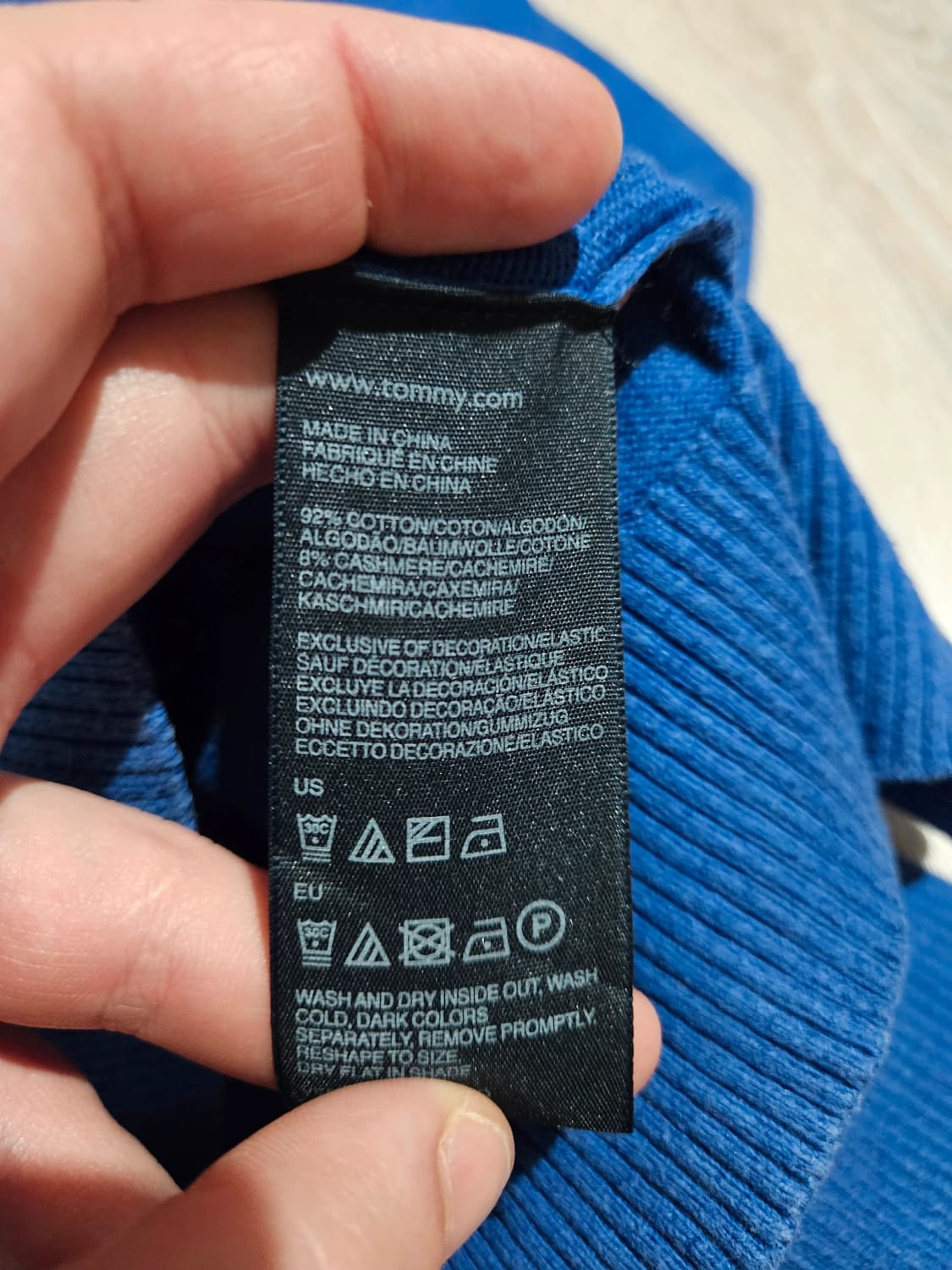 đź›’Pull Tommy Hilfiger Bleu Marine Taille Mđź›’