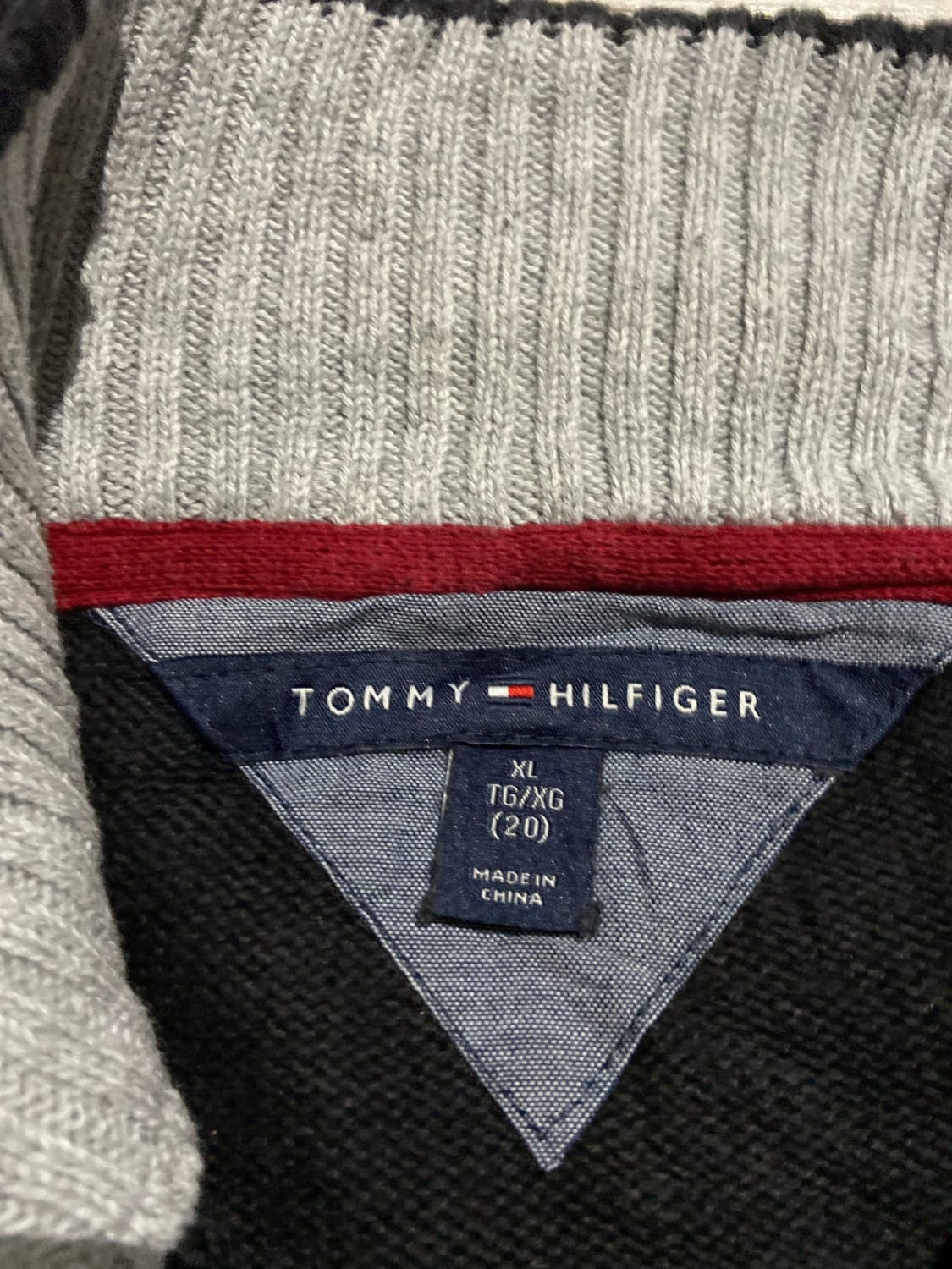 đź›’Pull Tommy Hilfiger XLđź›’