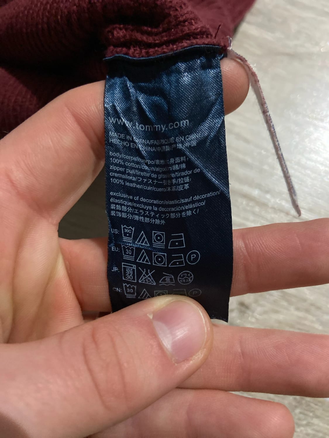 đź›’Pull Tommy Hilfiger Taille Lđź›’