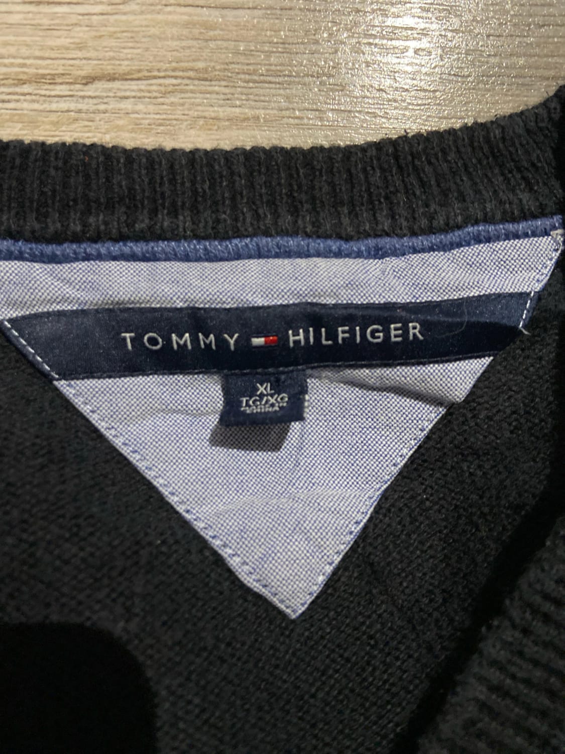 đź›’Pull Tommy Hilfiger XL Noir Col Vđź›’