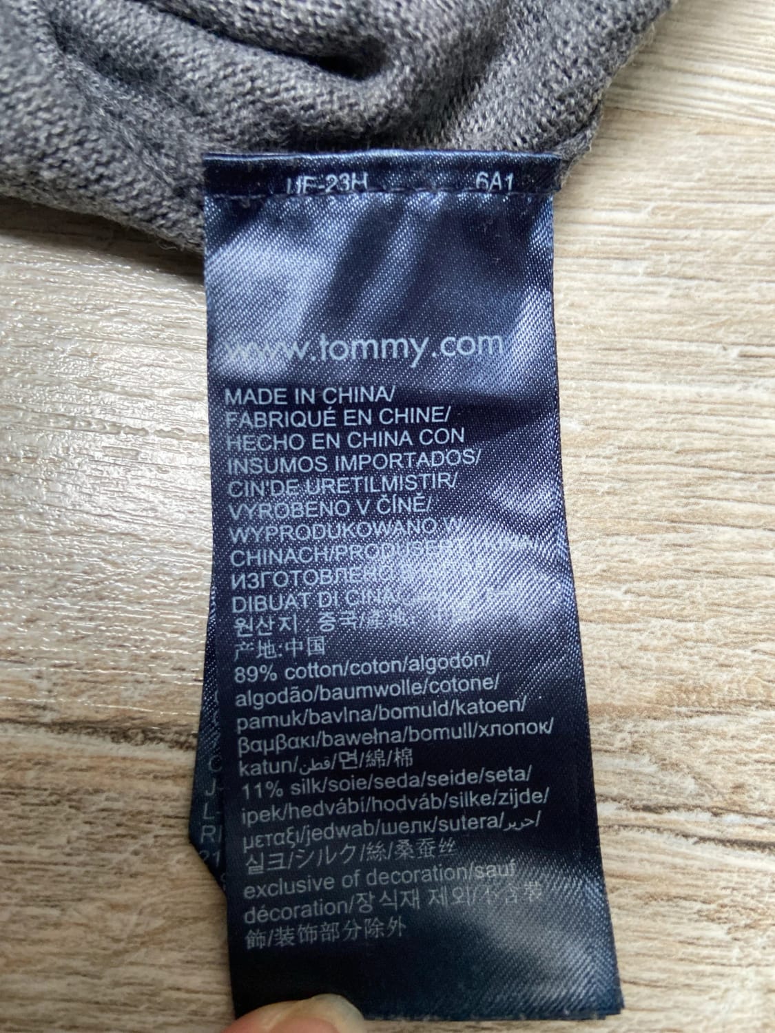 đź›’Pull Tommy Hilfiger Taille Sđź›’