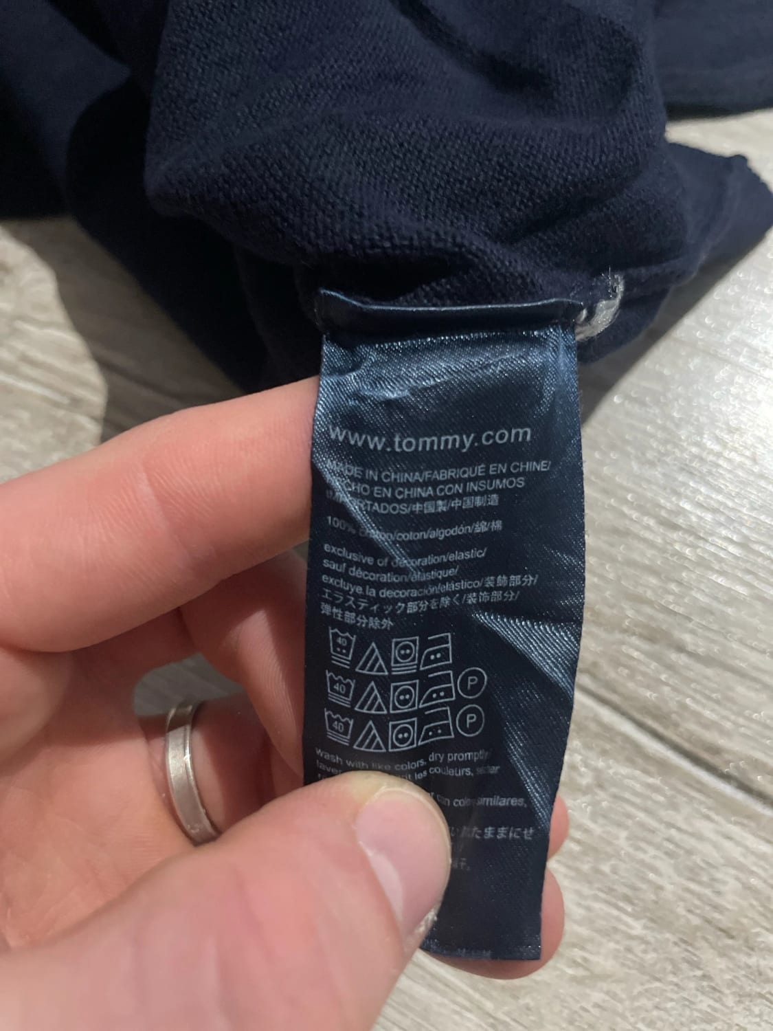 đź›’Pull Tommy Hilfiger Bleu Marine Taille L đź›’