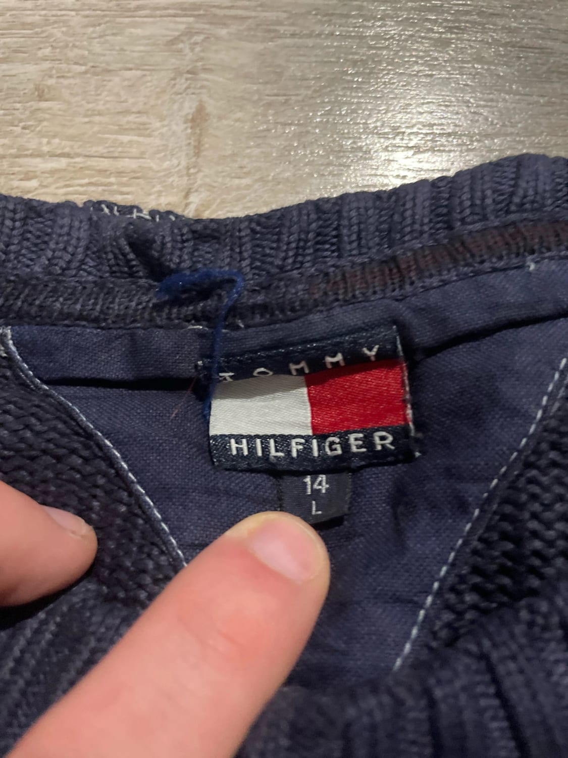 đź›’Pull Tommy Hilfiger Bleu Marine Taille L đź›’
