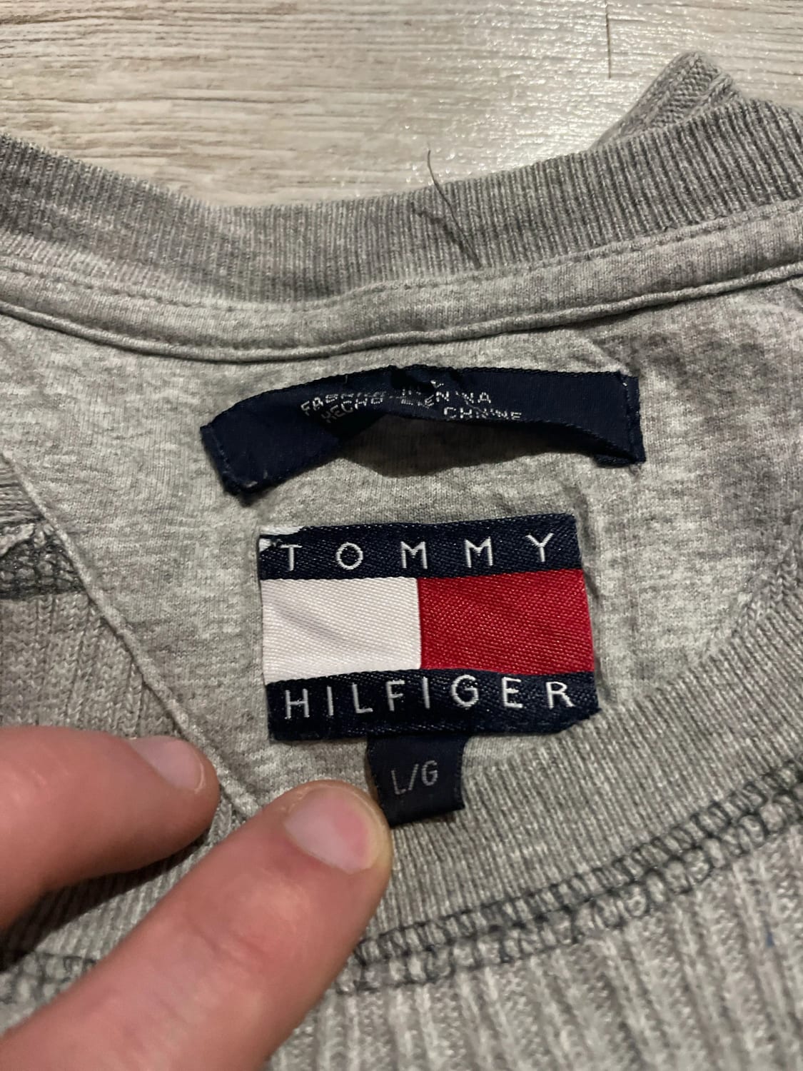 đź›’Pull Tommy Hilfiger L đź›’