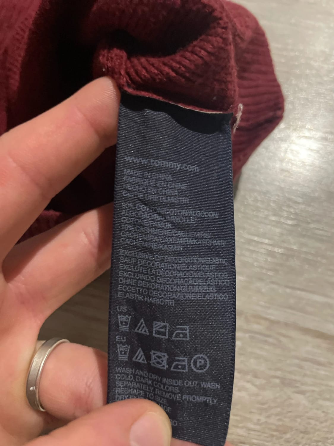 đź›’Pull Tommy Hilfiger XSđź›’