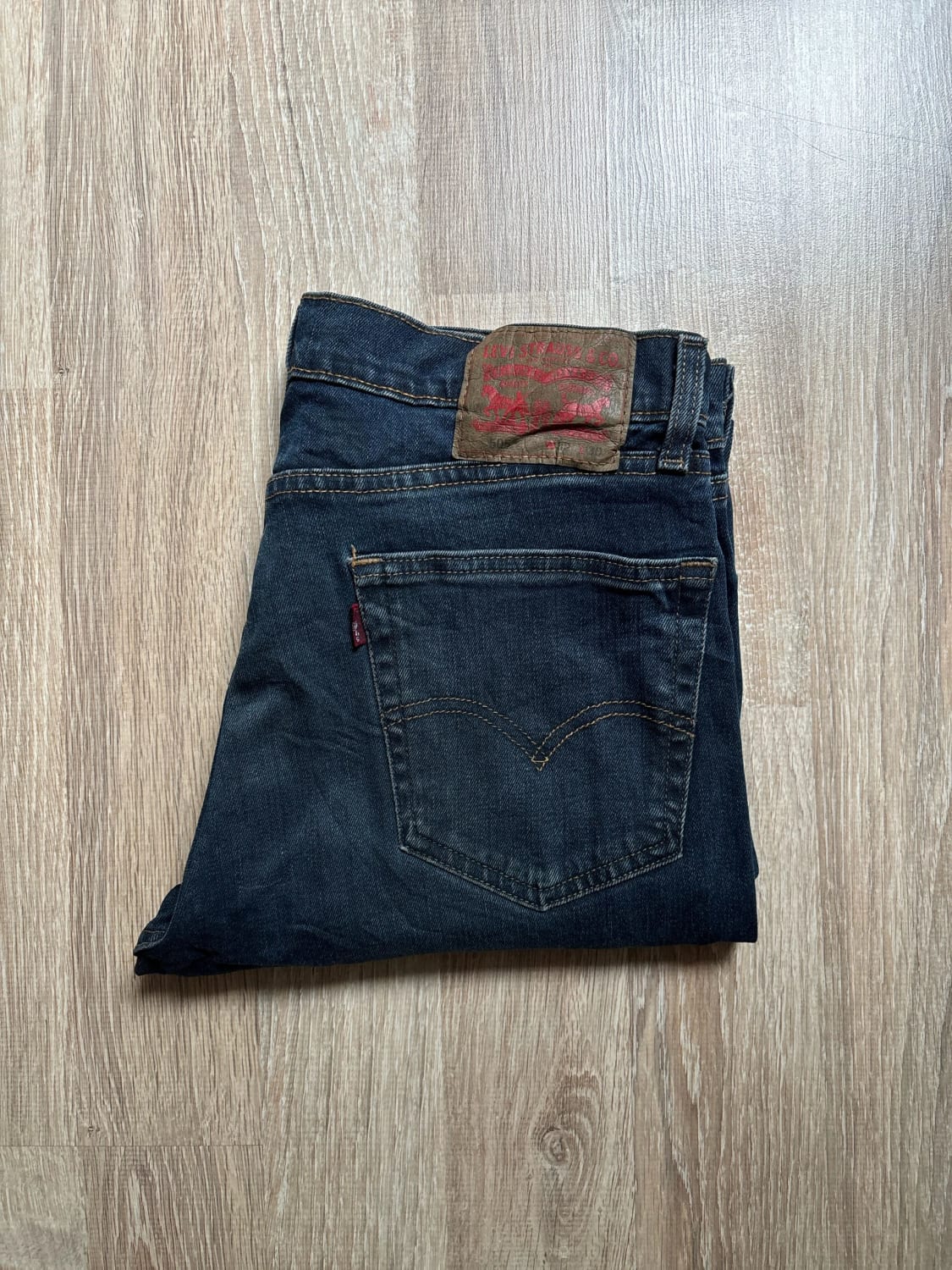 đź›’Jeans Levi's W32 L30đź›’