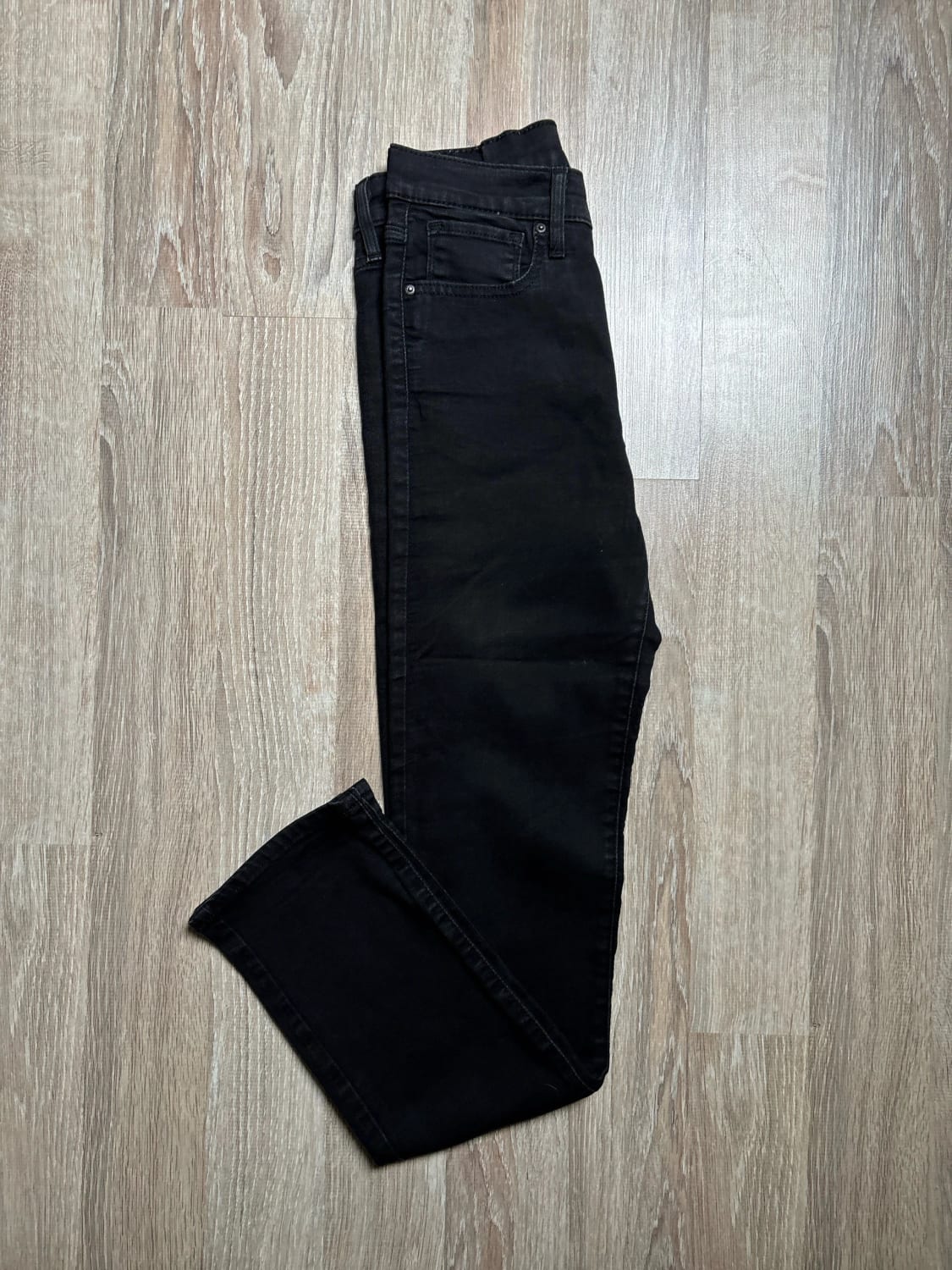 đź›’Jeans Levi's W28 L32đź›’