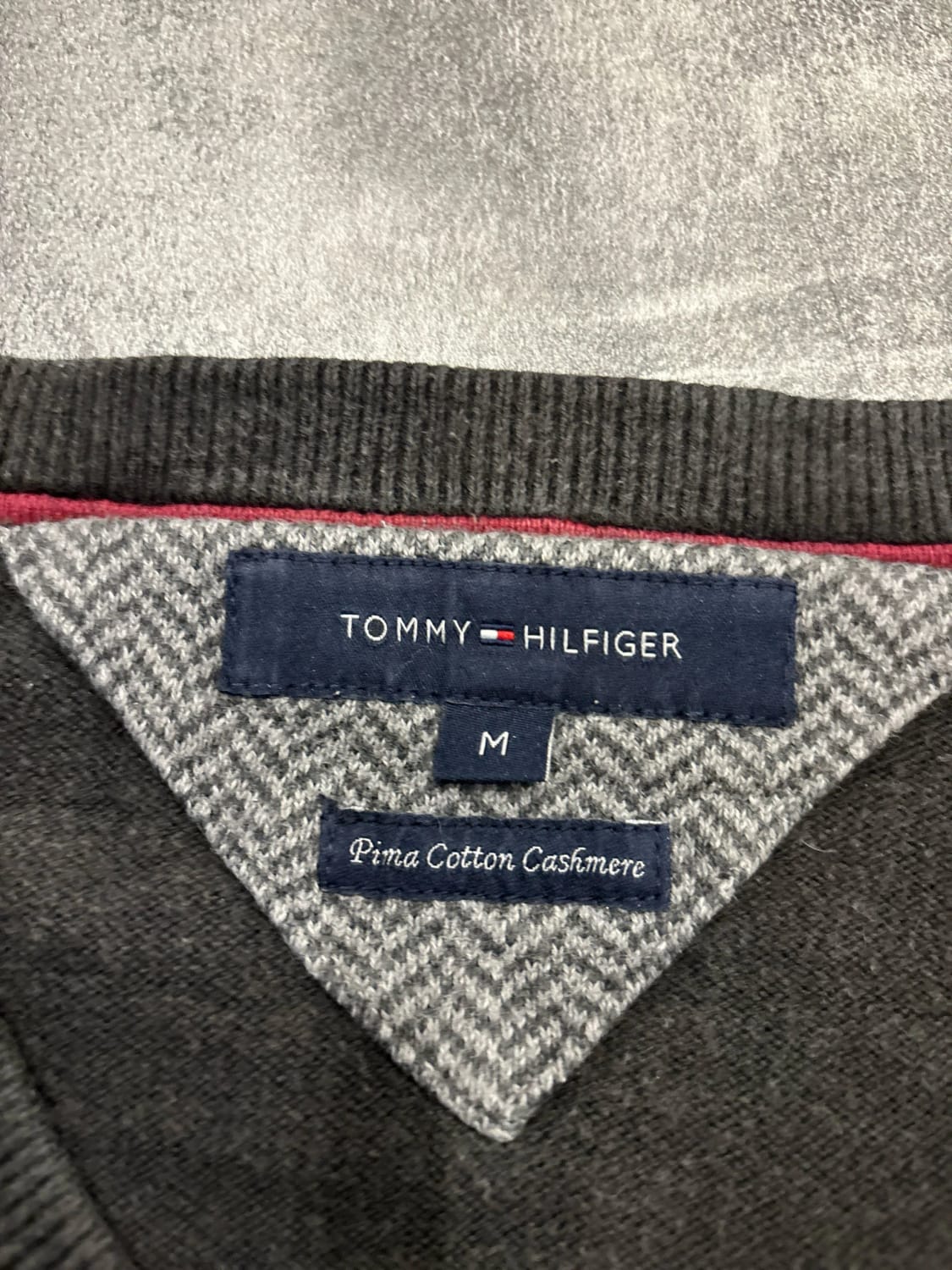 đź›’Pull Tommy Hilfiger Taille Mđź›’