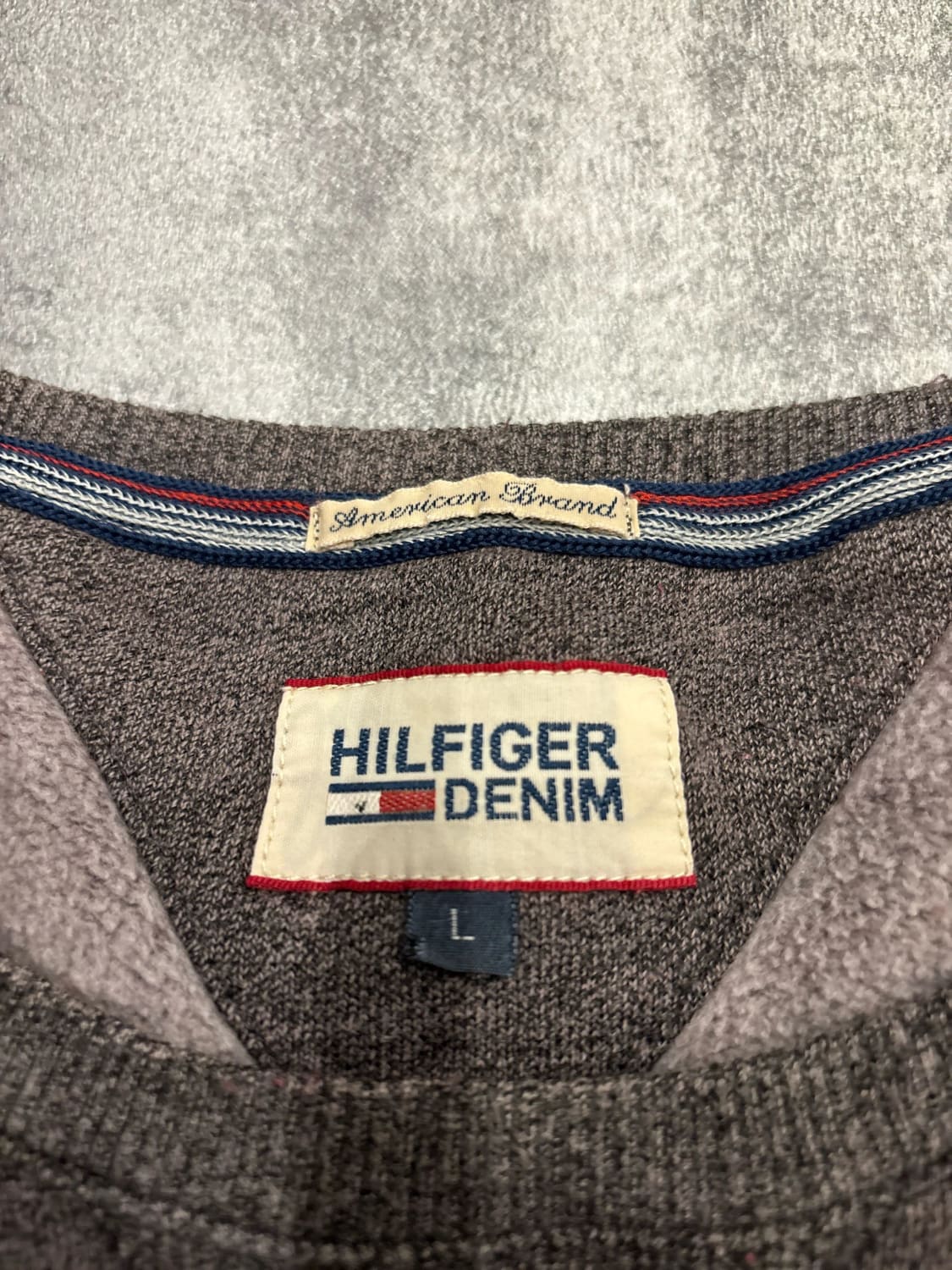đź›’Sweat Hilfiger Denim Taille L đź›’