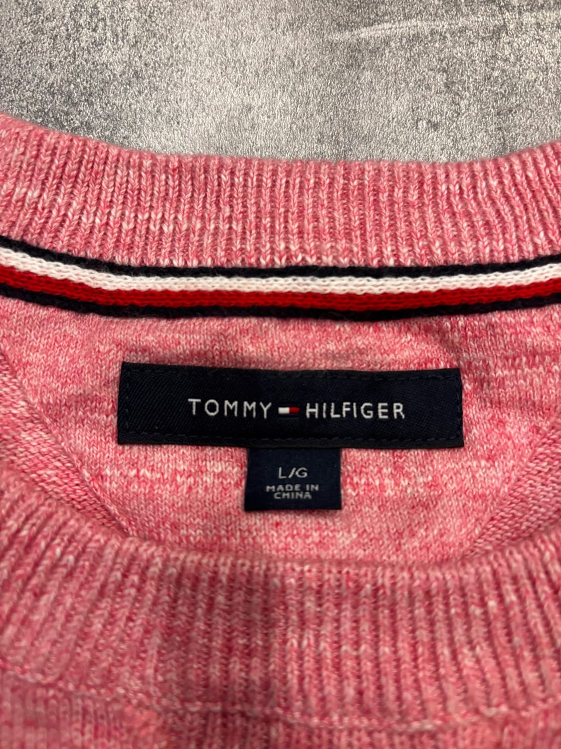 đź›’Pull Tommy Hilfiger Rose Taille Lđź›’