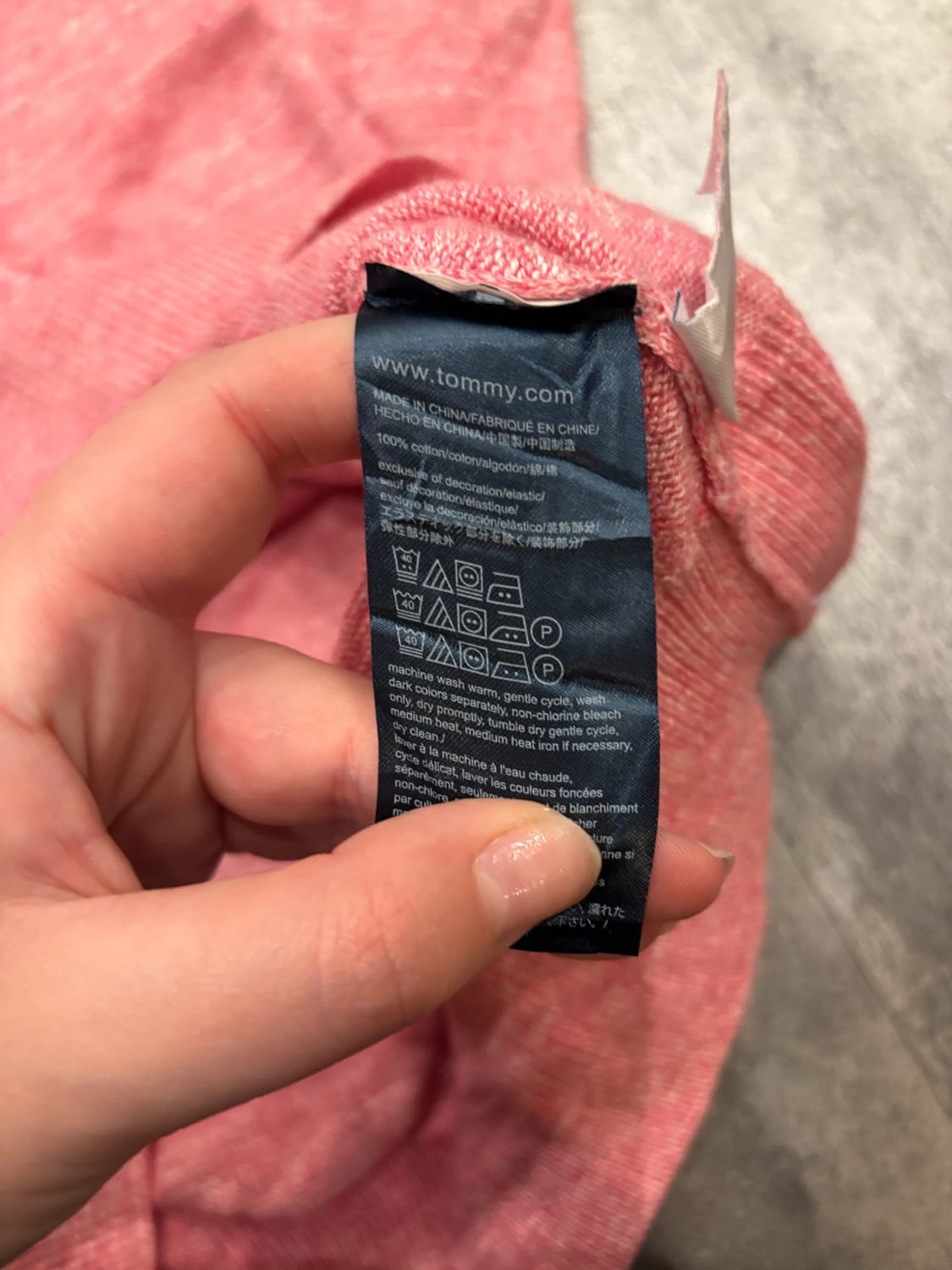 đź›’Pull Tommy Hilfiger Rose Taille Lđź›’