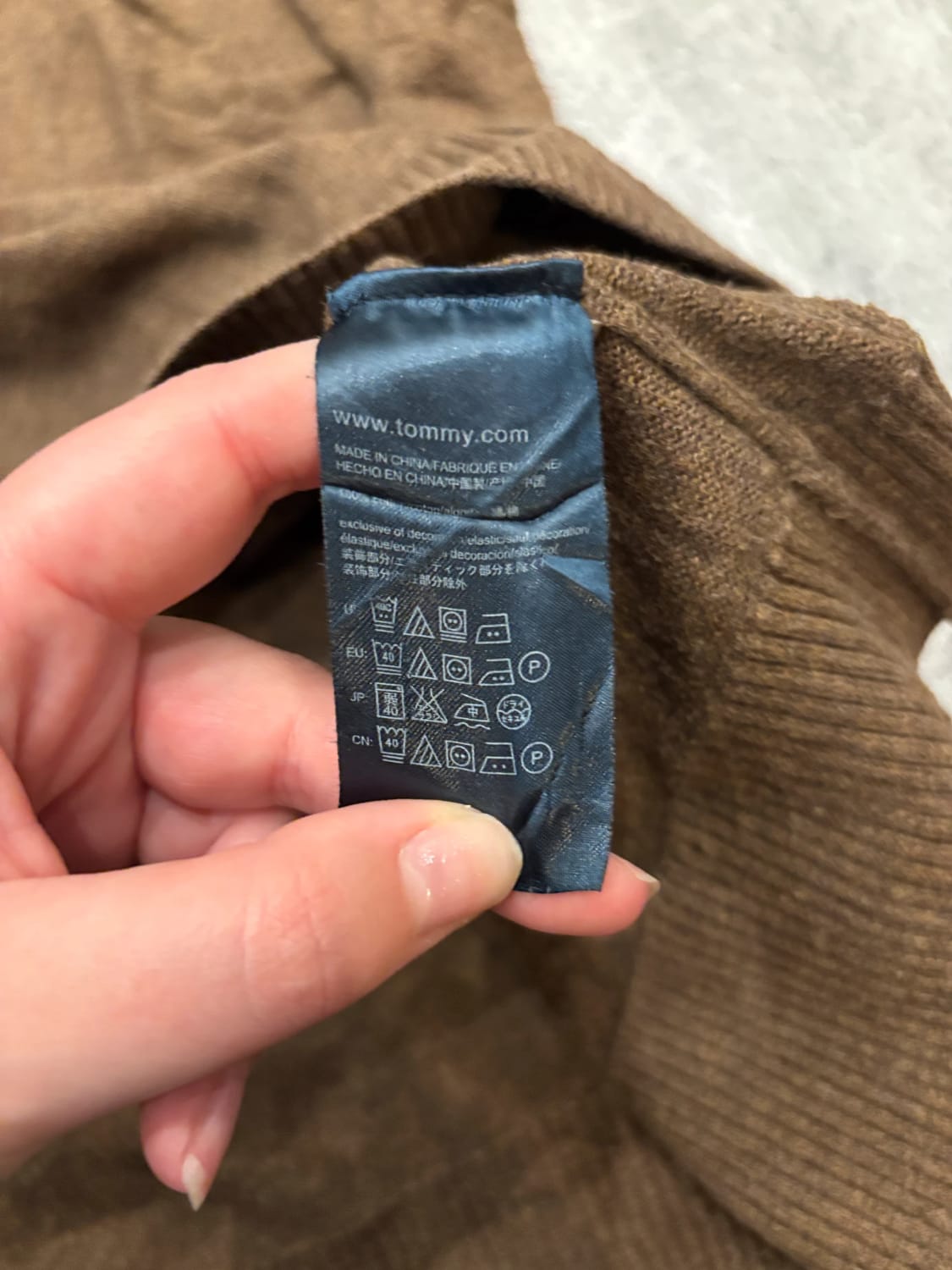 đź›’Pull Tommy Hilfiger XL Marron Col Vđź›’