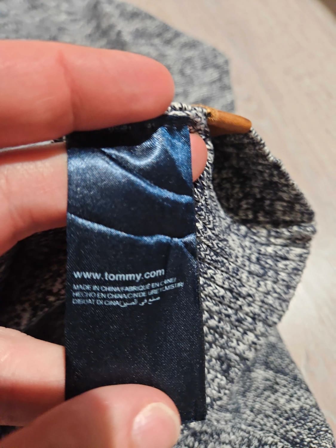 đź›’Pull Hilfiger Denim XLđź›’