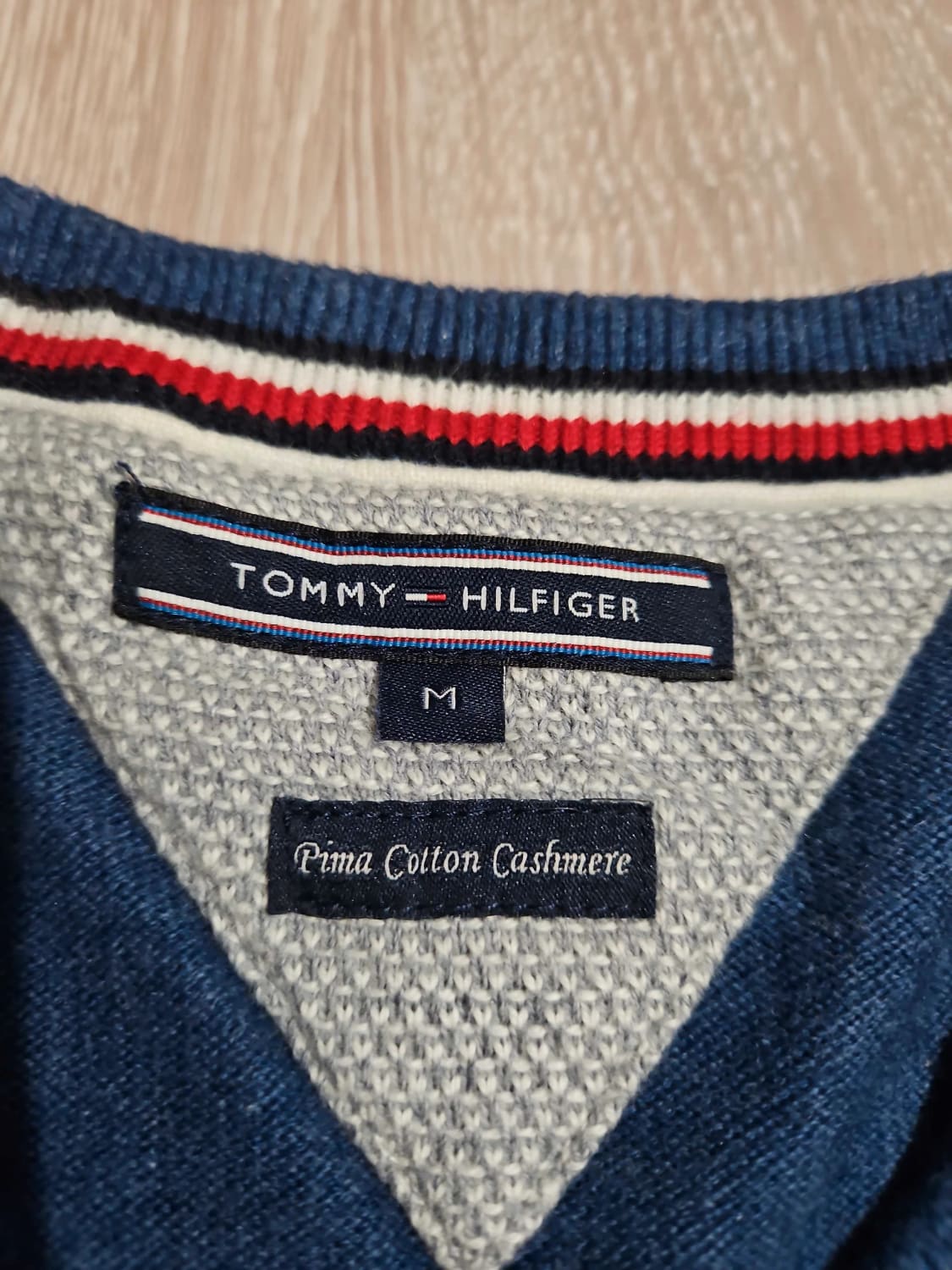 đź›’Pull Tommy Hilfiger Bleu Marine Taille Mđź›’