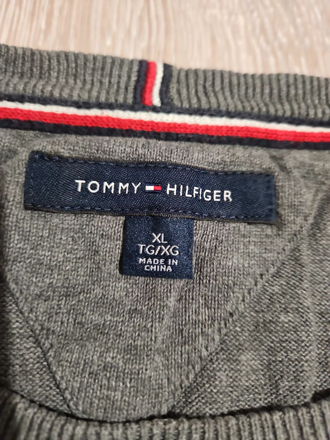 đź›’Pull Tommy Hilfiger XLđź›’