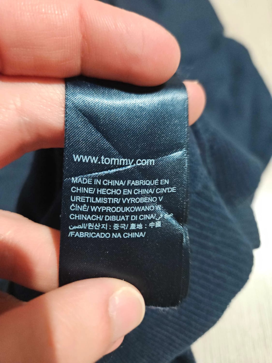 đź›’Pull Tommy Hilfiger Taille Lđź›’