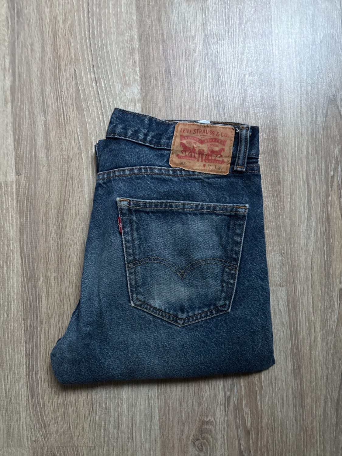 đź›’Jeans Levi's 505 W32 L30đź›’