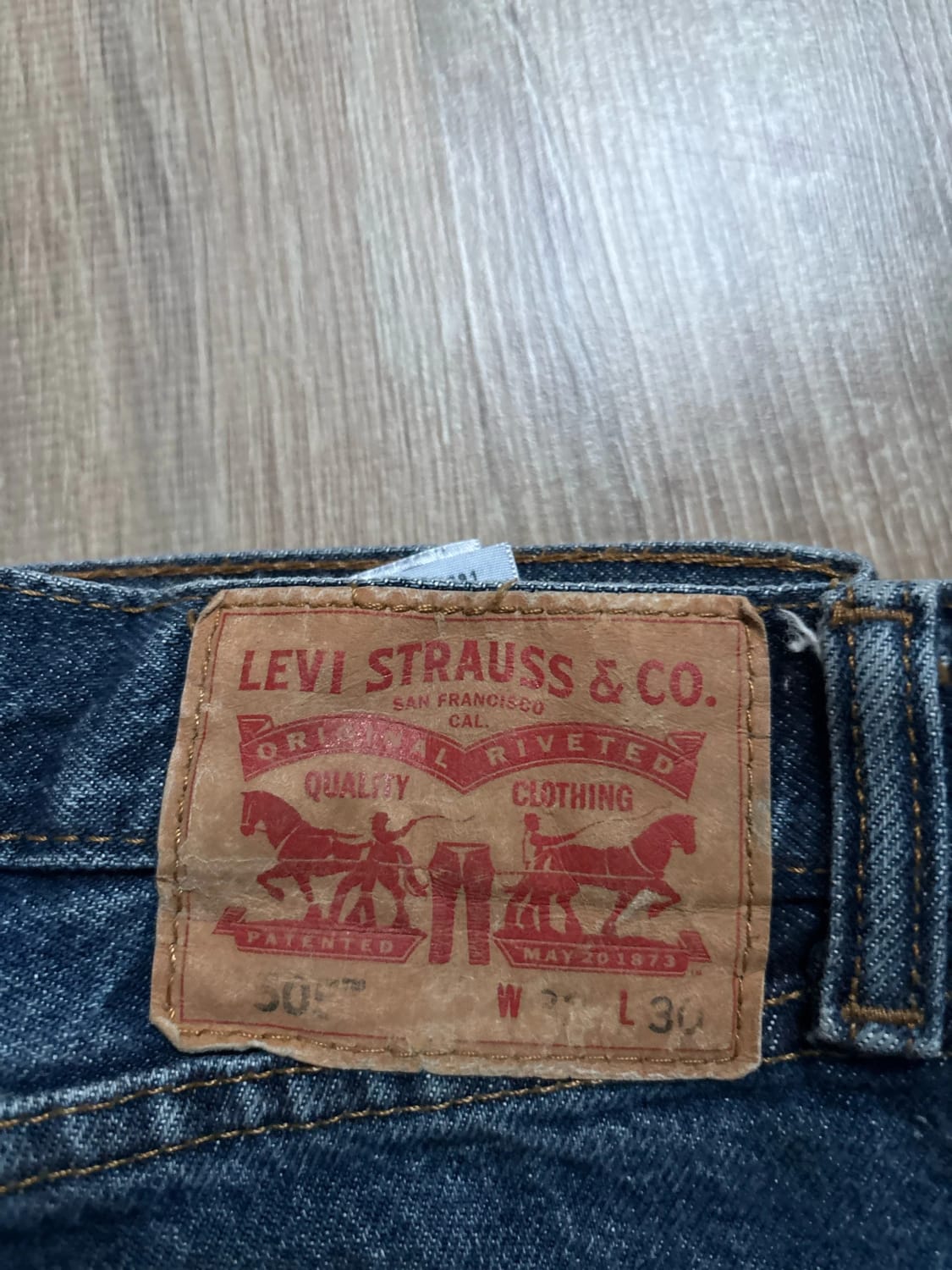 đź›’Jeans Levi's 505 W32 L30đź›’