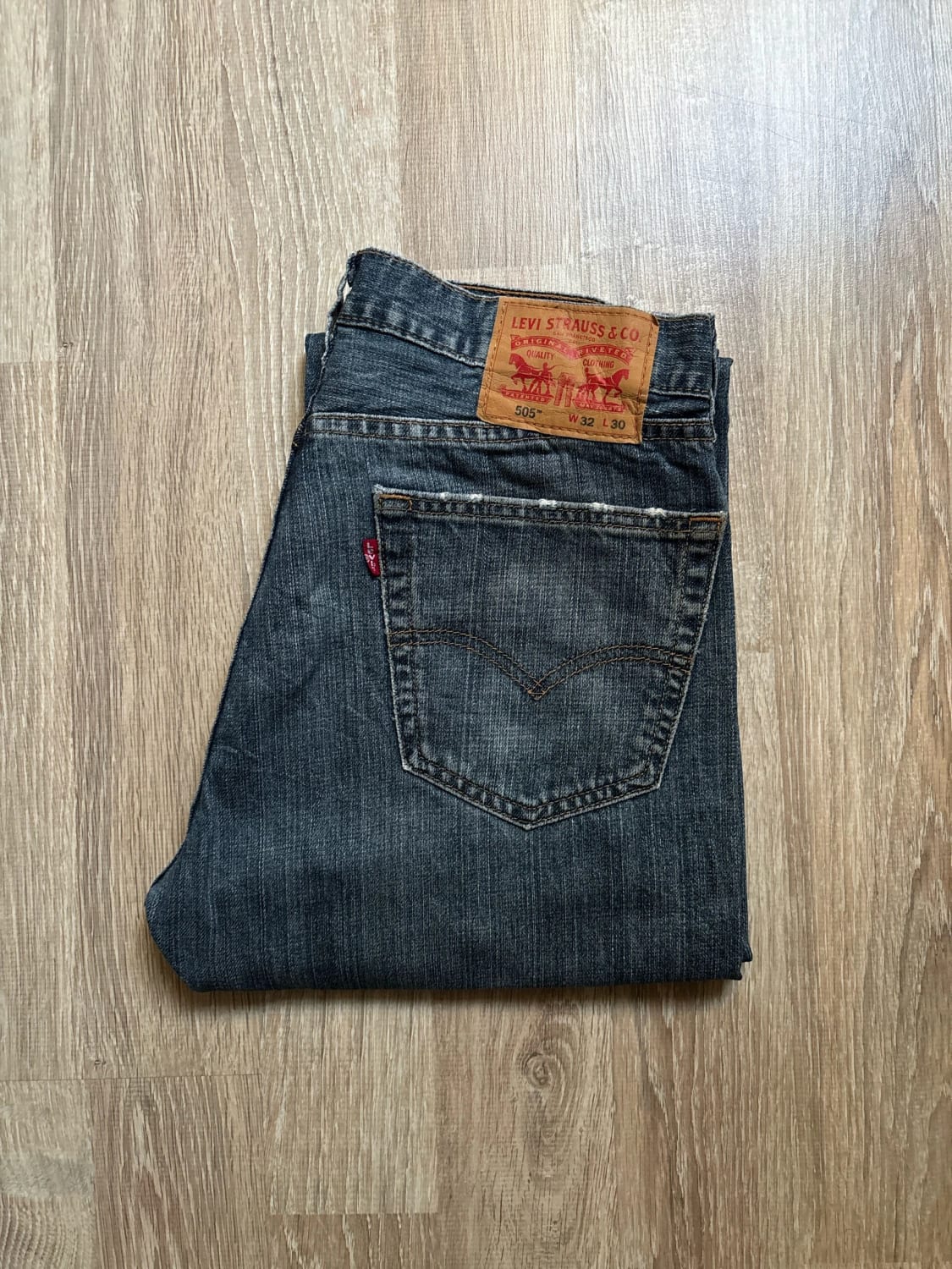 đź›’Jeans Levi's 505 W32 L30đź›’