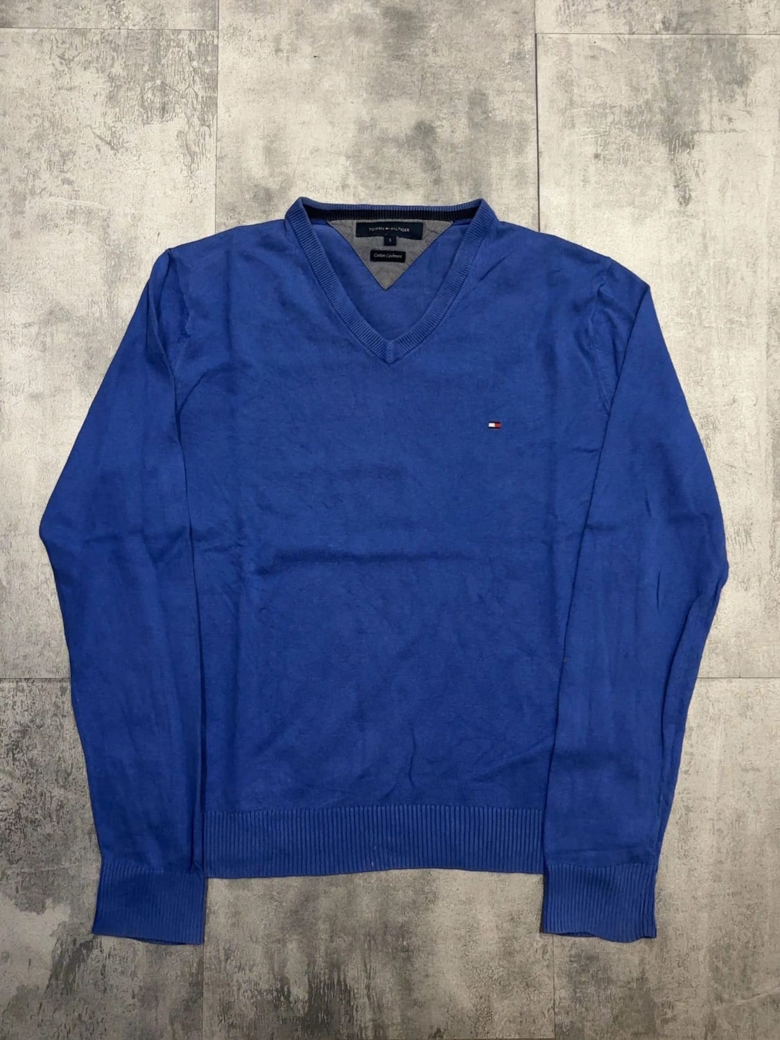 đź›’Pull Tommy Hilfiger bleu marine taille Sđź›’
