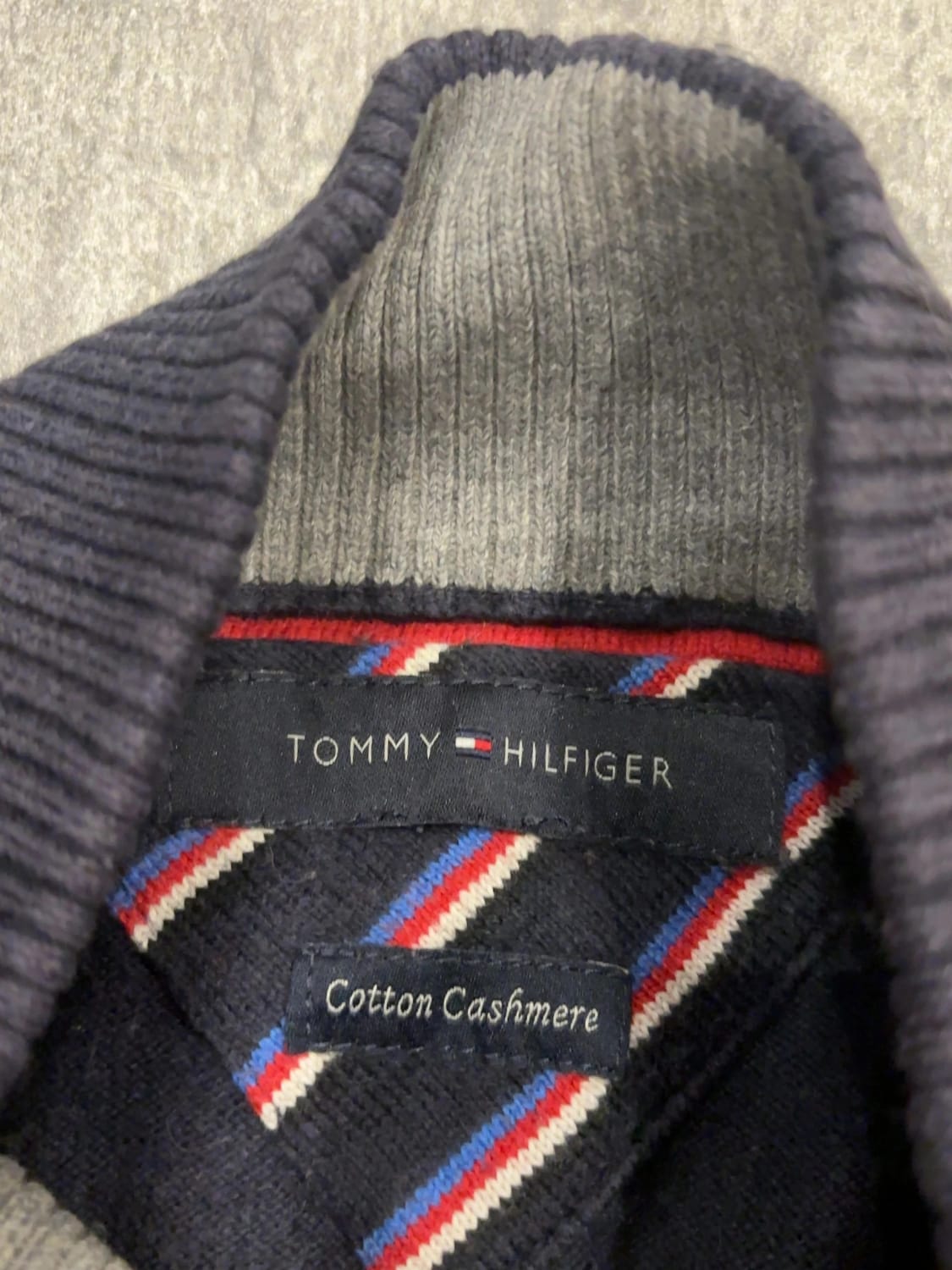 đź›’Pull Tommy Hilfiger Mđź›’