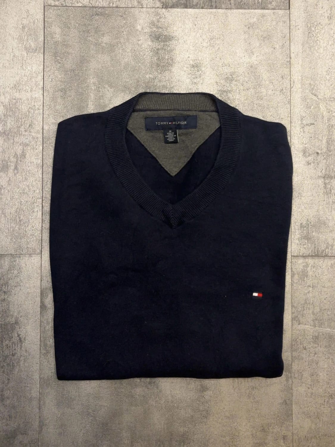 đź›’Pull Tommy Hilfiger Taille M đź›’