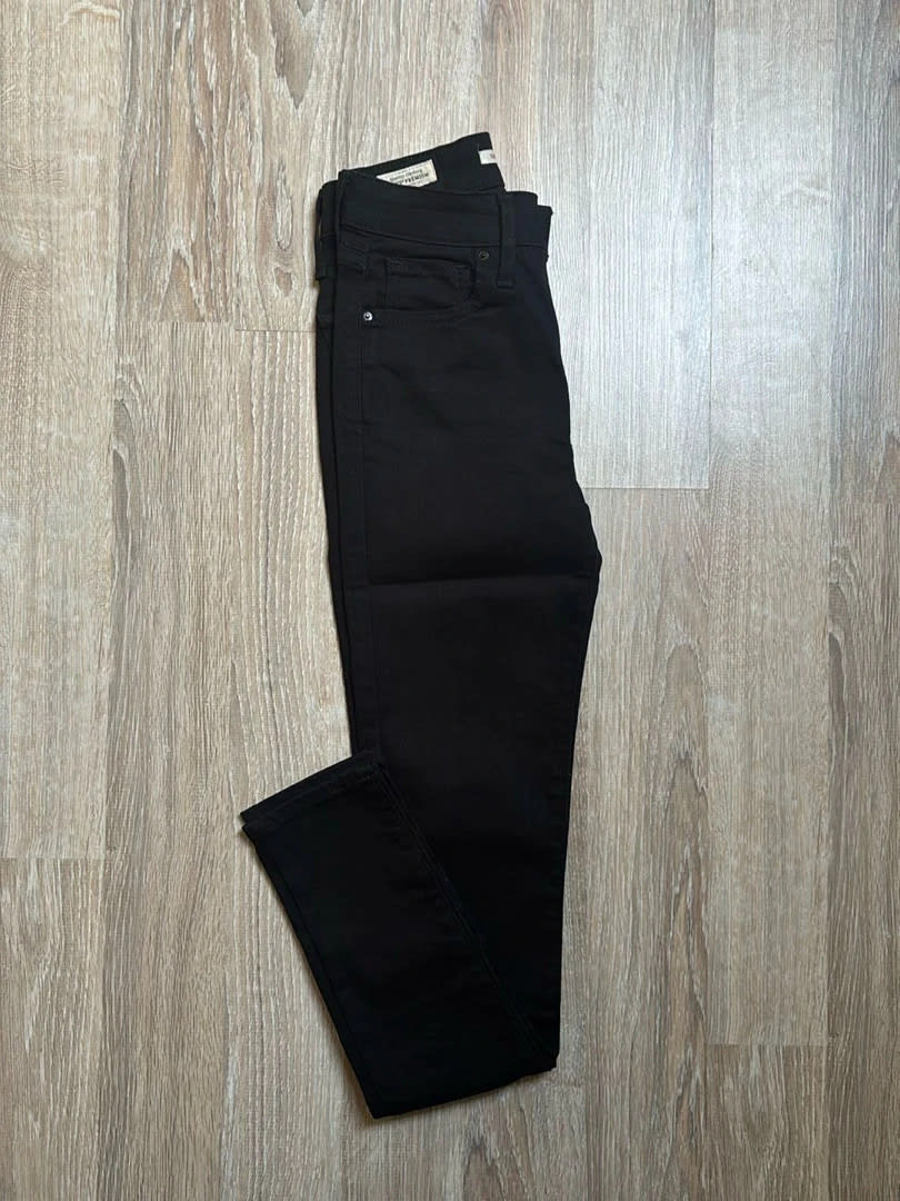 đź›’Jeans Levi's W25 L30đź›’