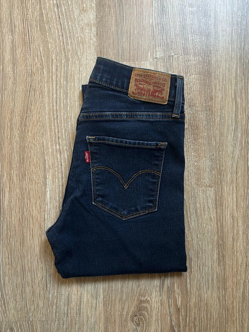 đź›’Jeans Levi's W25 L30đź›’