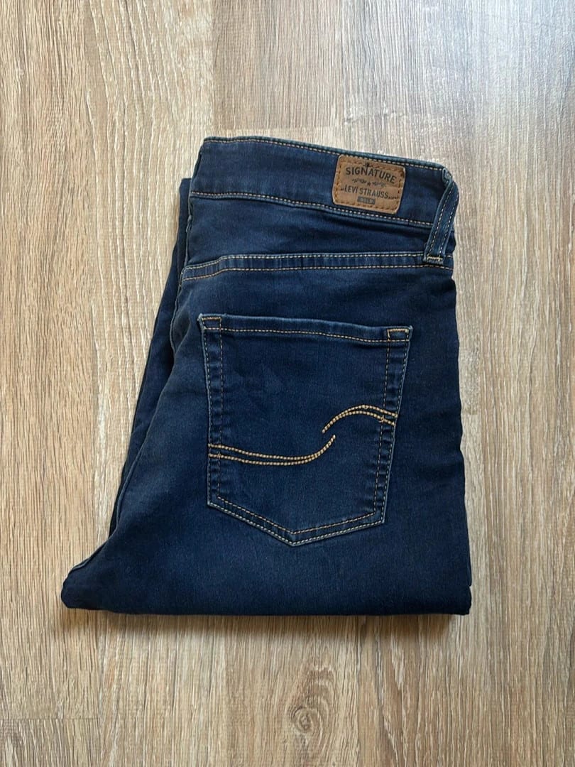 đź›’Jeans Levi's W29 L28đź›’