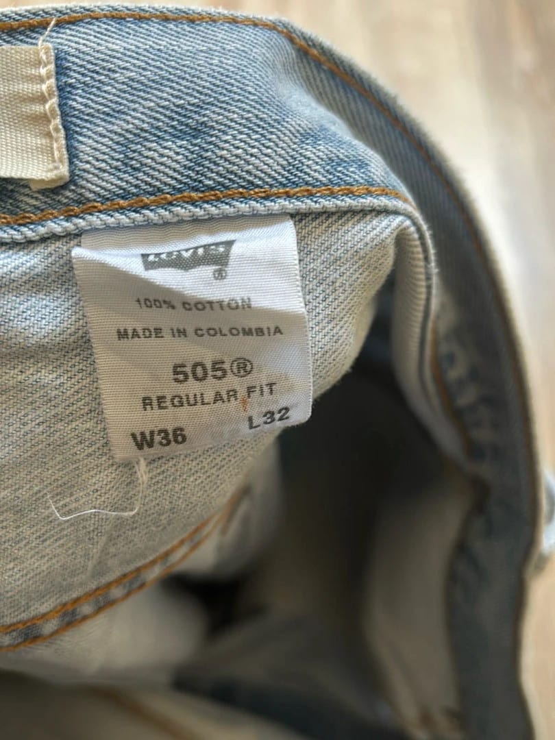 đź›’Jeans Levi's 505 W36 L32đź›’