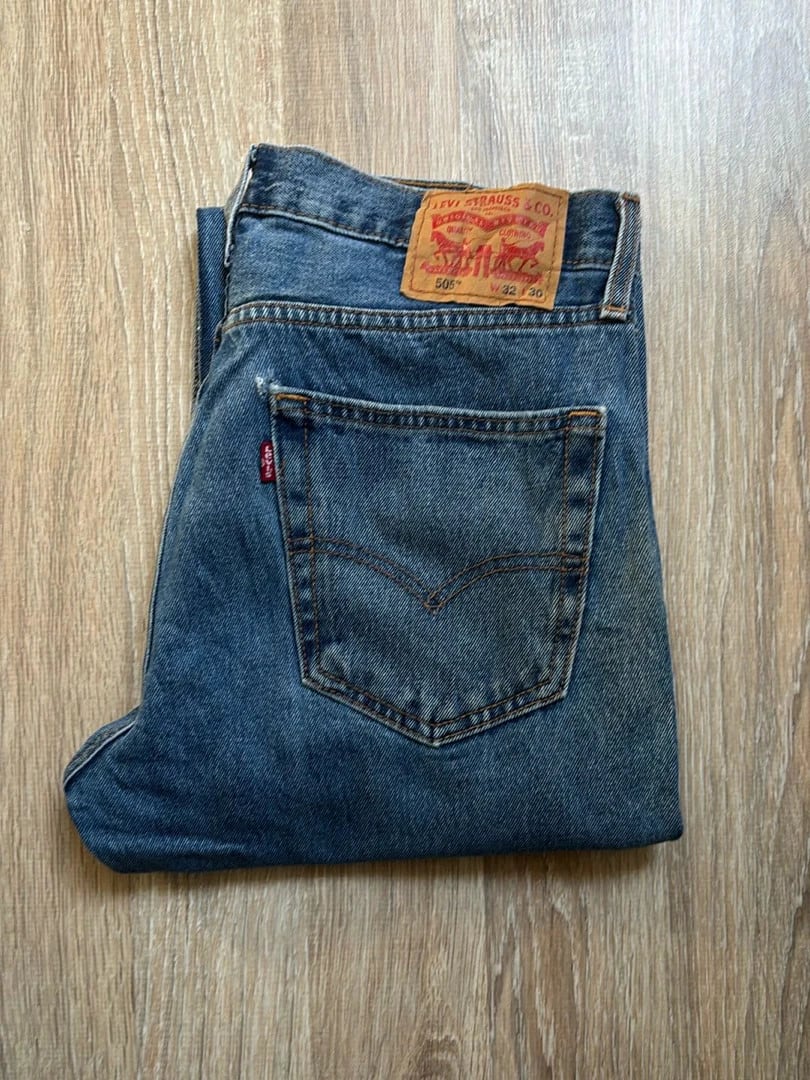 đź›’Jeans Levi's 505 W32 L30đź›’