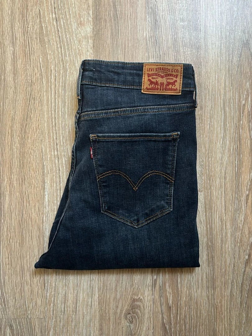 đź›’Jeans Levi's W31 L28đź›’