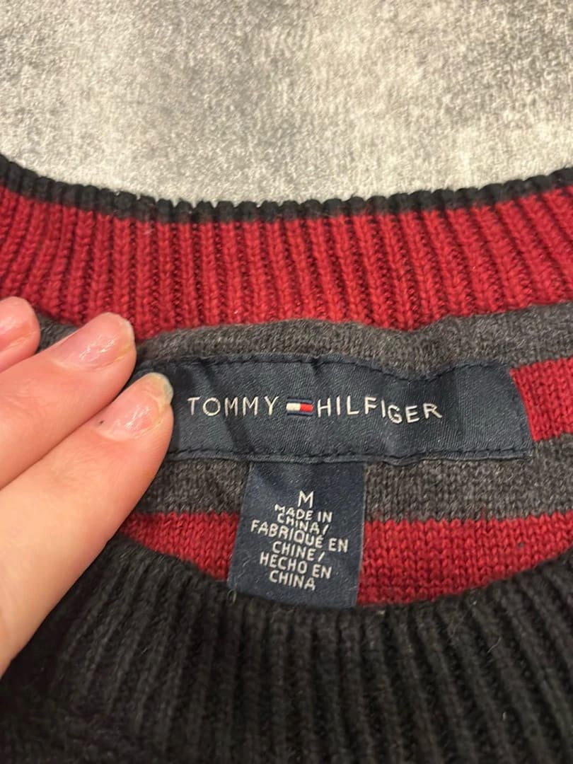 đź›’Pull Tommy Hilfiger Noir Taille Mđź›’