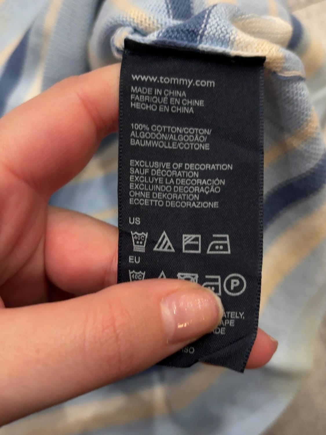đź›’Pull Tommy Hilfiger XL rayures bleues et blanchesđź›’