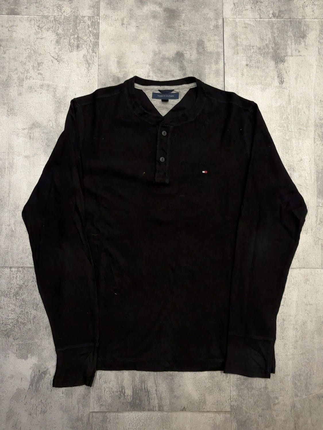 đź›’T-shirt Tommy Hilfiger Noir Taille Mđź›’