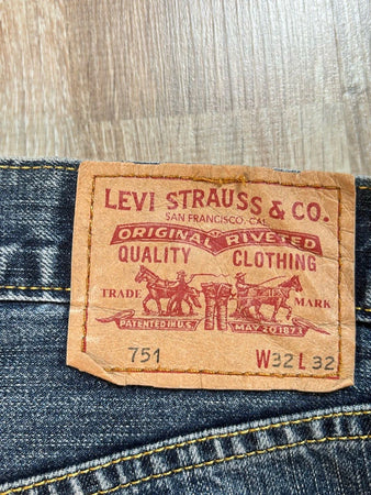 🛒Jeans Levi's 751 W32 L32🛒