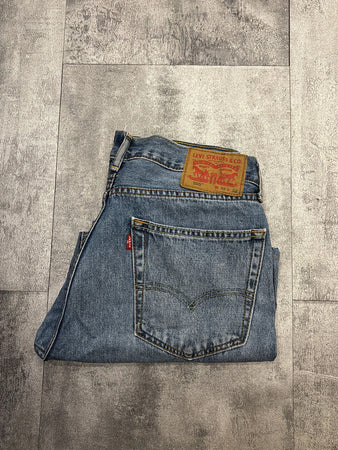 🛒Short en jean Levi's 505 W32🛒