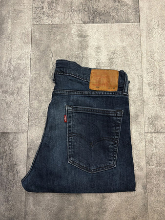 🛒Short en jean Levi's 513 W33🛒