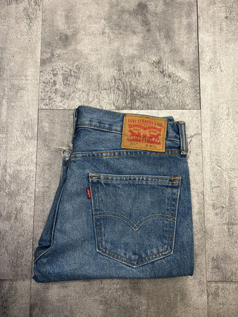 🛒Short en jean Levi's 511 W31🛒