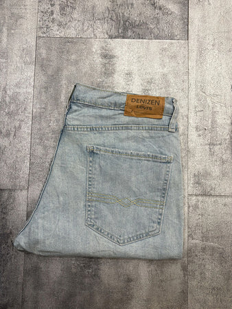 🛒Short en jean Levi's W32🛒