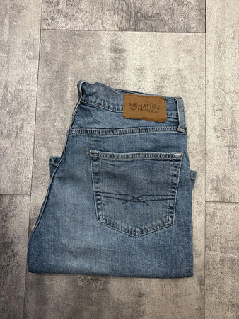 🛒Short en jean Levi's W32🛒