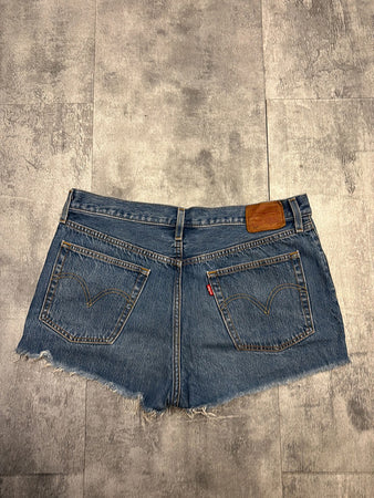 🛒Short en jean Levi's 501 W31🛒