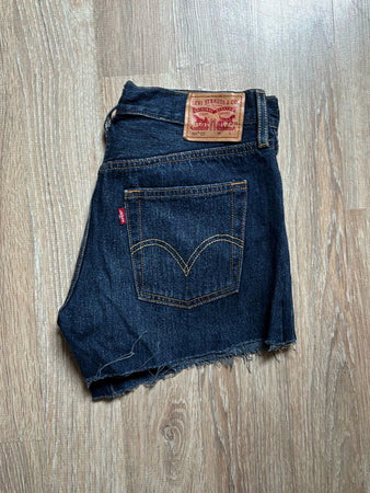 🛒Short en jean Levi's 501 W26🛒