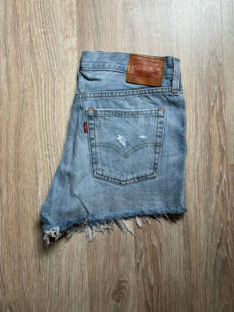 🛒Short en jean Levi's 501 W29🛒