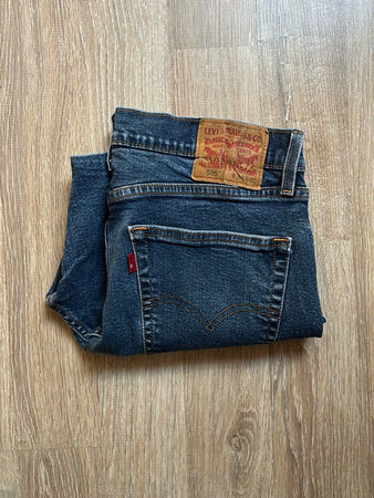 🛒Short en jean Levi's 505 W34🛒