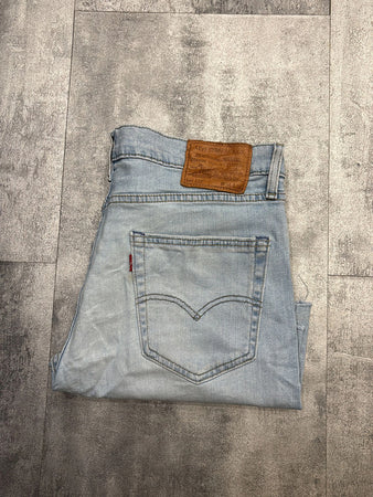 🛒Short en jean Levi's 512 W34🛒
