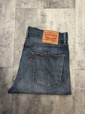 🛒Short en jean Levi's 511 W36🛒